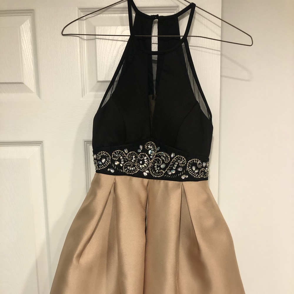 Gold black cocktail dress Size 1